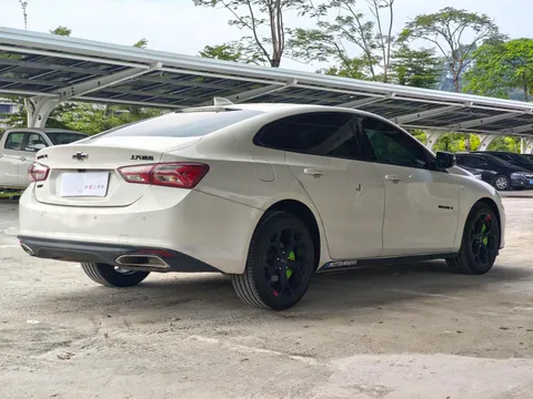 Chevrolet Malibu XL