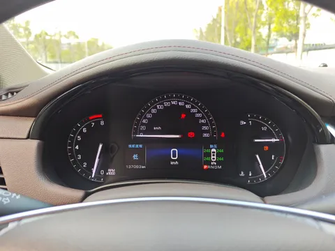 Cadillac XTS