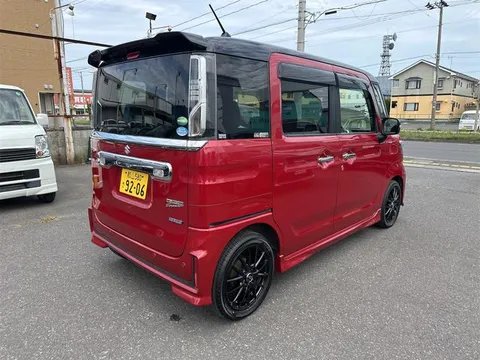Suzuki Spacia Custom