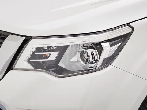 Nissan Terra