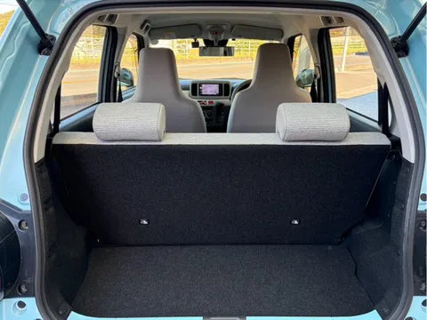 Daihatsu Mira Tocot