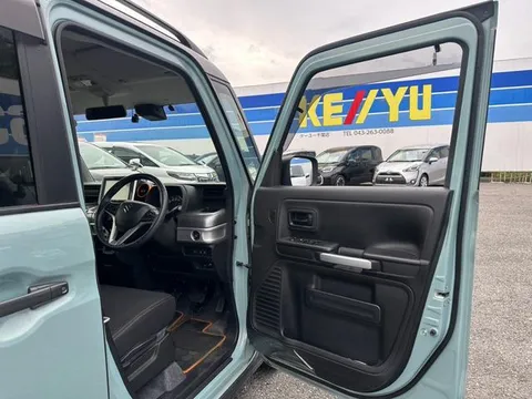 Suzuki Spacia Gear