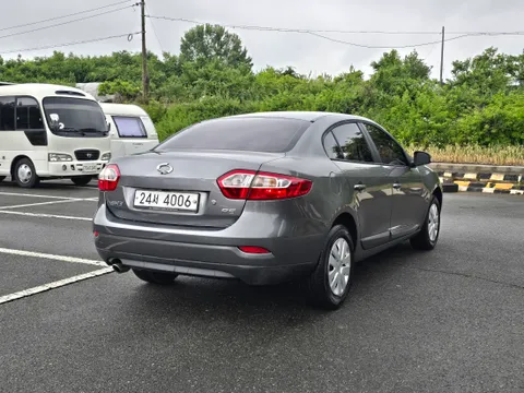 Renault SM3