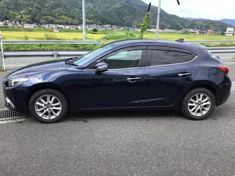 Mazda Axela Sport