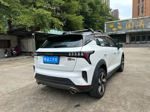 Lynk & Co 06