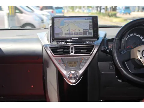 Toyota iQ