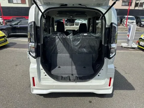 Suzuki Spacia Custom