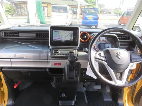 Suzuki Spacia Gear