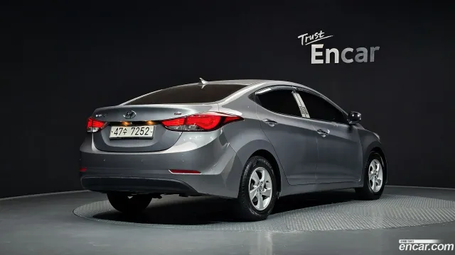Hyundai Elantra (Avante)