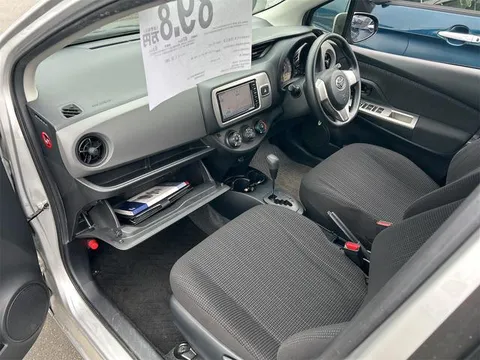 Toyota Yaris (Vitz)