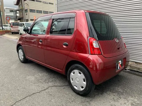 Daihatsu Esse