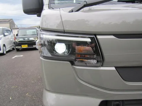 Nissan Clipper Truck