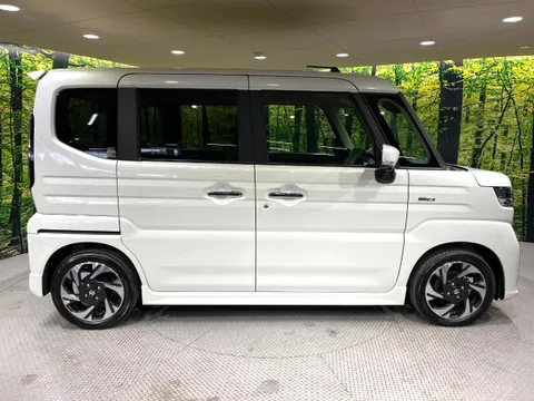 Suzuki Spacia Custom