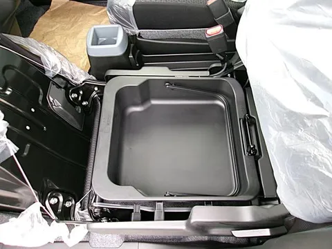 Suzuki Spacia Base