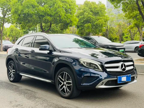 Mercedes-Benz Mercedes-Benz GLA