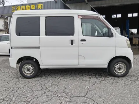 Daihatsu Hijet Cargo