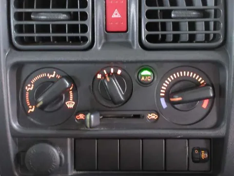 Nissan Clipper Truck