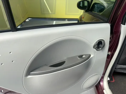 Mitsubishi I