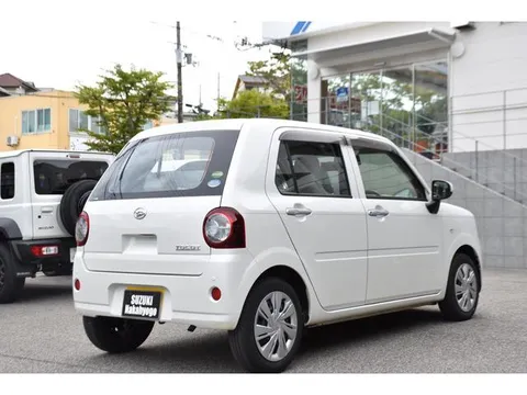 Daihatsu Mira Tocot
