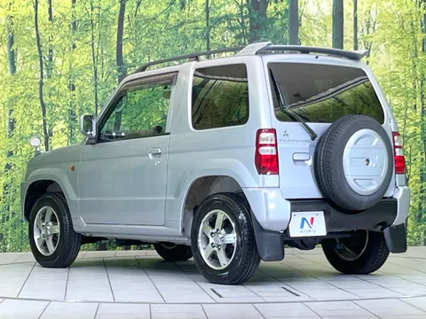 Mitsubishi Pajero Mini