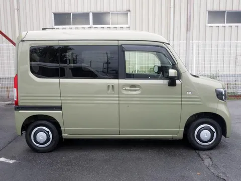 Honda N-VAN Plus Style