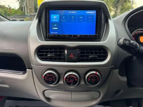 Mitsubishi I