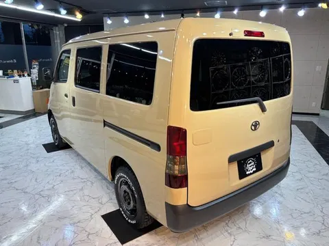 Toyota TownAce Van