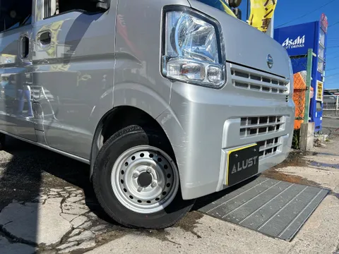 Nissan Clipper