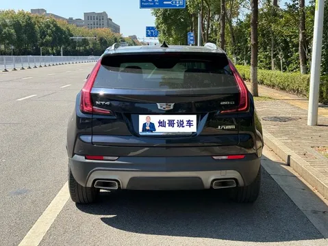 Cadillac XT4