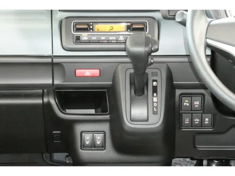 Suzuki Spacia Base