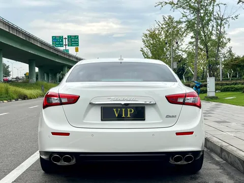 Maserati Ghibli