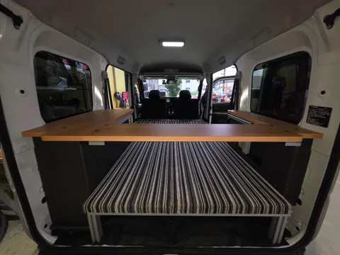 Toyota Pixis Van