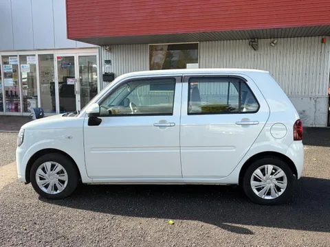 Daihatsu Mira Tocot