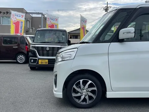 Suzuki Spacia