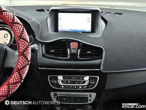 Renault SM3