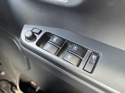 Toyota Pixis Mega