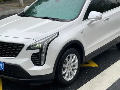 Cadillac XT4