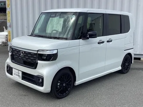 Honda N-BOX Custom