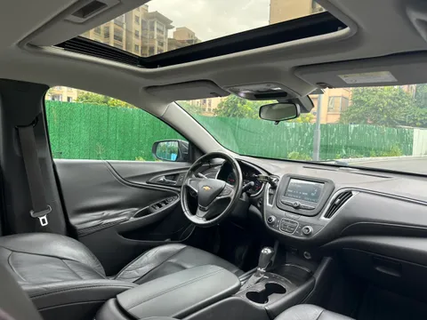 Chevrolet Malibu XL