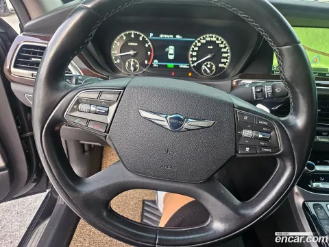 Genesis G90 (EQ900)