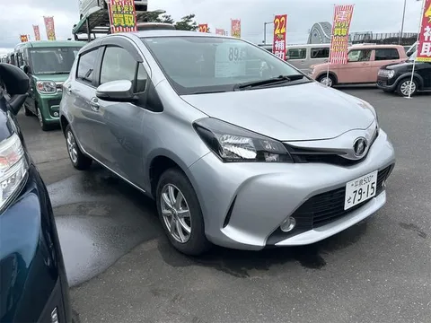 Toyota Yaris (Vitz)