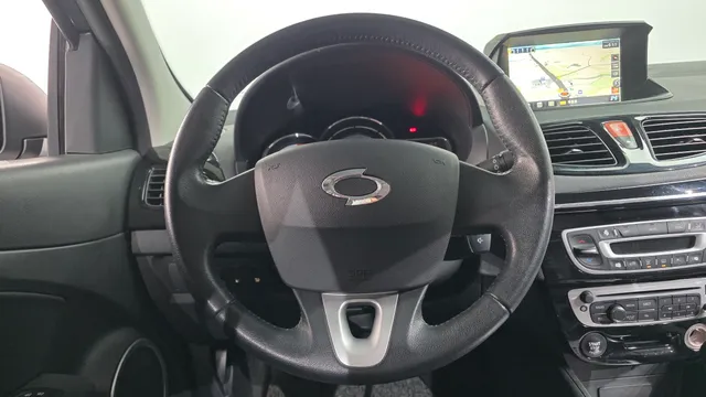 Renault SM3