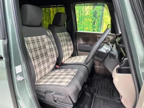 Honda N-BOX Joy