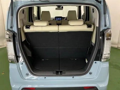 Honda N-BOX Slash