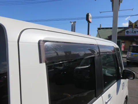 Toyota Pixis Mega