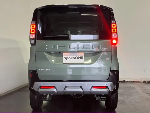 Mitsubishi Delica Mini
