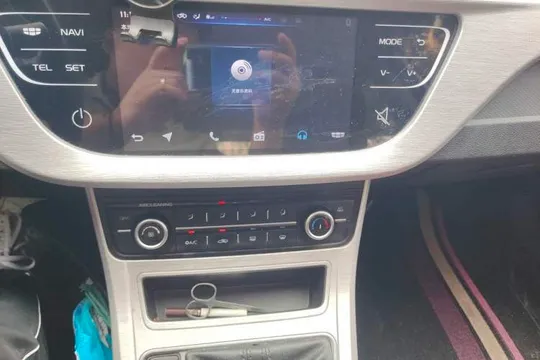 Geely Vision