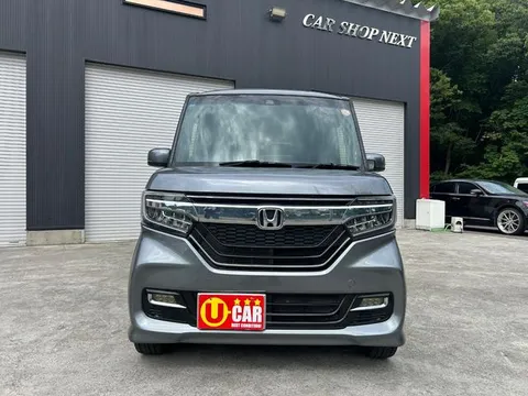 Honda N-BOX Custom