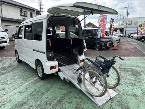 Daihatsu Atrai Wagon
