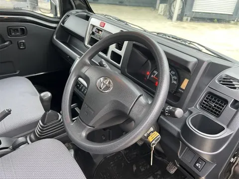 Toyota Pixis Truck